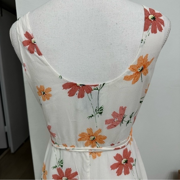 LIKE NEW Revolve Privacy Please Tie Closure Wrap Midi Dress Floral Wilson SMALL - Picture 6 of 7